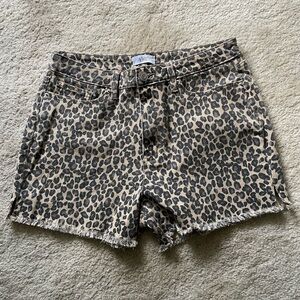 YMI Leopard Denim Shorts size 11/30